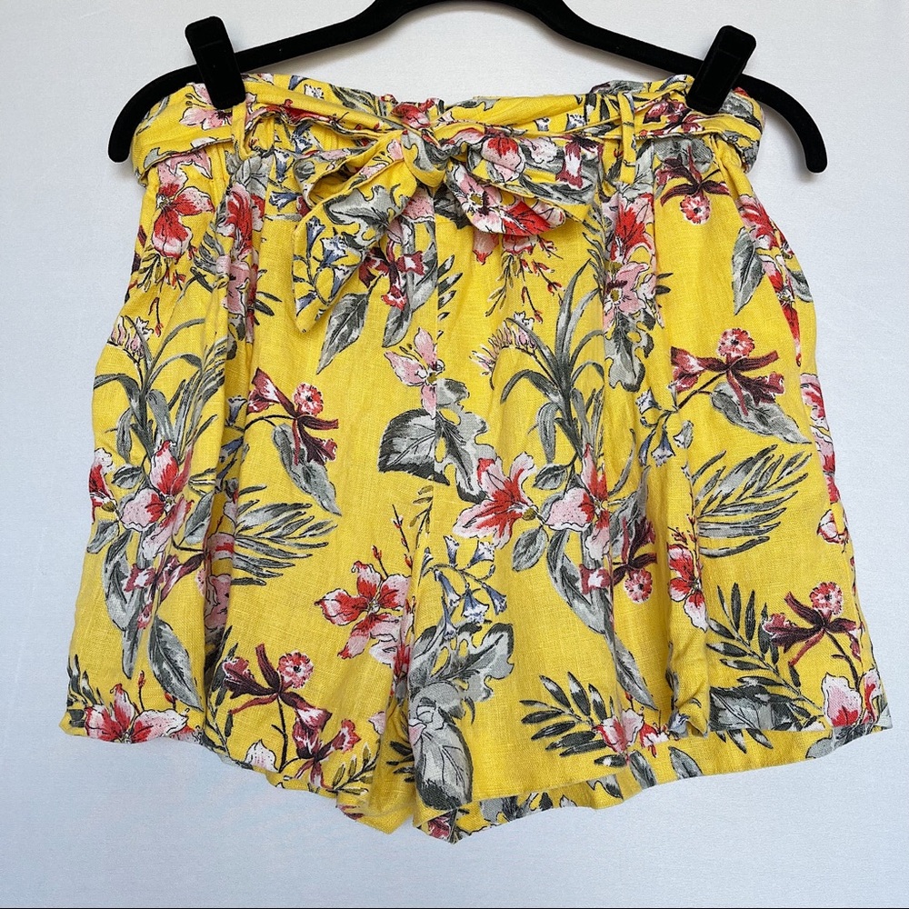 Zara Basic Yellow Floral High Waist Paperbag Style Linen Shorts Women’s Size L - Picture 3 of 13
